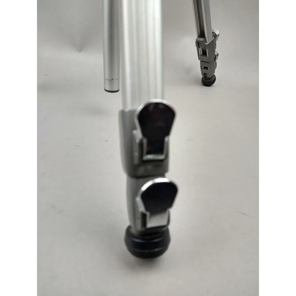 Velbon VE-3 Camera Tripod  - Made In USA‎ Vintage Expanding Aluminum